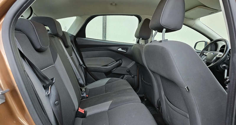 Ford Focus cena 23900 przebieg: 187000, rok produkcji 2013 z Maszewo małe 781